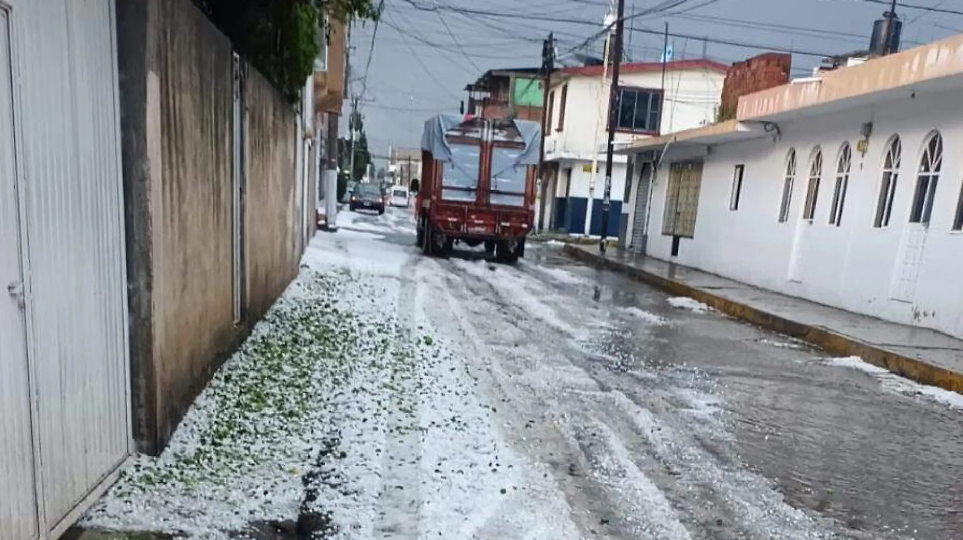 Calles del municipio de Amaxac de Guerrero se pintaron de blanco